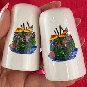 Vintage 70s Frog Mushroom Salt and Pepper Shakers Set Pair Ceramic Cottagecore